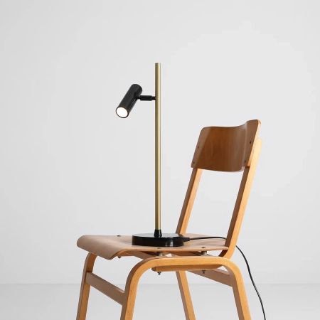 3-trevo-table-male.webp