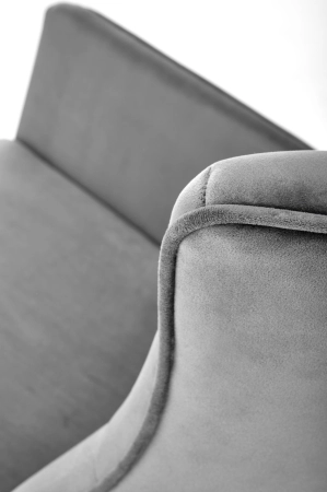 2010001194903-10.jpg
